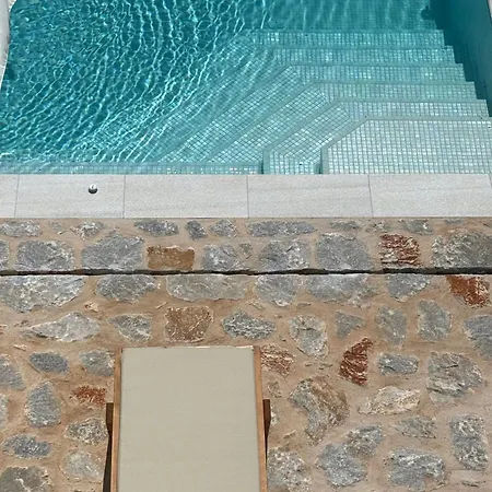 Pirgos Petropoulea 빌라 *