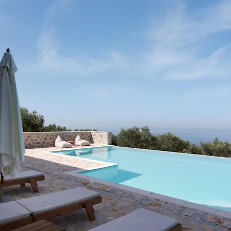 Villa Pirgos Petropoulea Poliána
