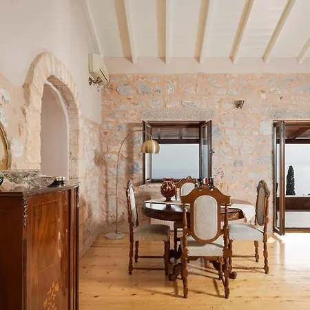 Villa Pirgos Petropoulea *