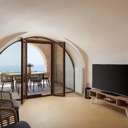 Pirgos Petropoulea Villa