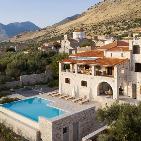 Villa Pirgos Petropoulea