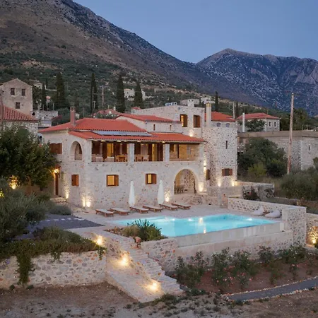 Villa Pirgos Petropoulea Poliána