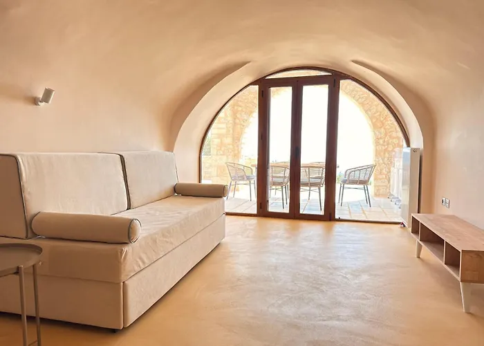 Вилла Pirgos Petropoulea Agios Nikon