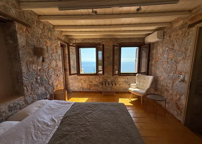 Вилла Pirgos Petropoulea