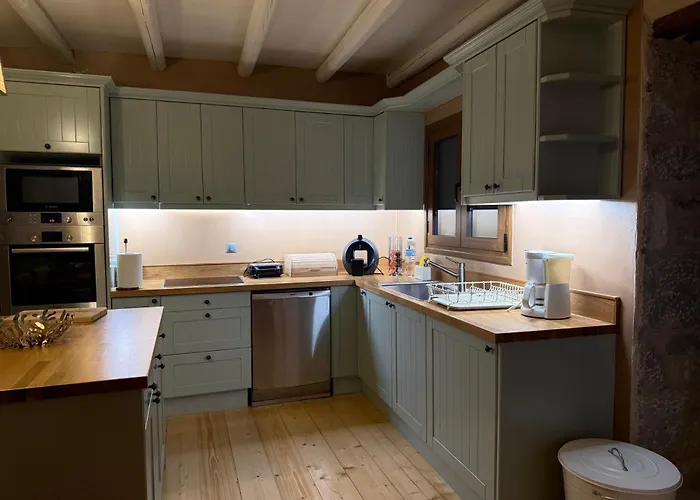 Pirgos Petropoulea *