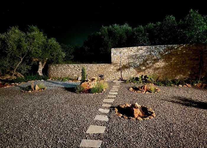 Pirgos Petropoulea Вилла *